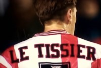 'Le God' comes to Christ